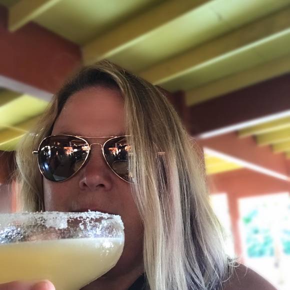 Meet your Posher, Teresa - Picture 1 of 1